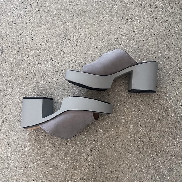 Naked Feet FREJA IN GREY HEELED SANDALS - Picture 2 of 7